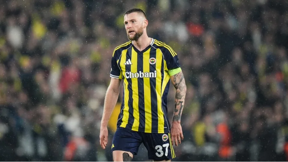 Mourinho alamad�, Benfica vazge�medi! Skriniar'da 6 milyon Euro �oku
