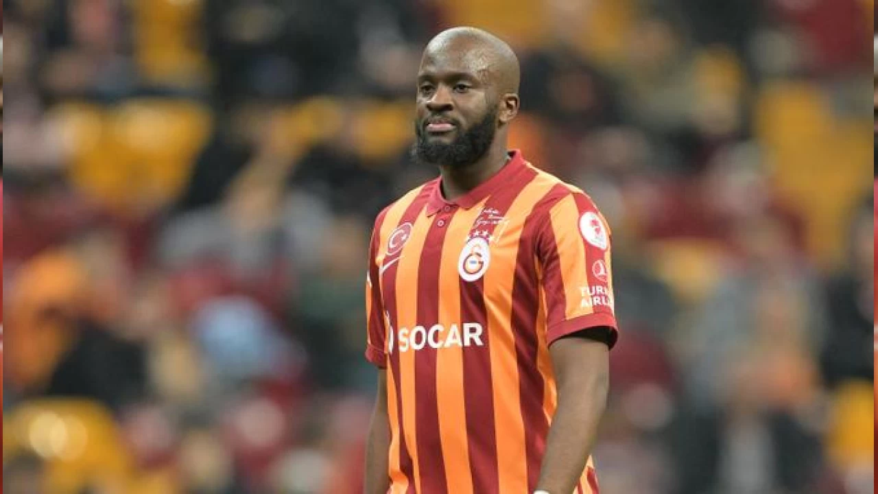 Ndombele'ye kap� g�sterildi 