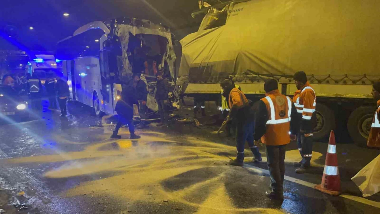 Osmaniye'de tünelde zincirleme trafik kazası: 1 ölü, 6 yaralı