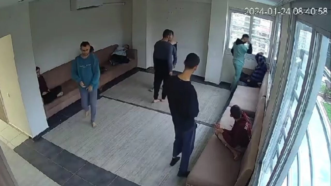 Otizmli gen�, ge�en y�l da do�um g�n�nde darbedilmi�