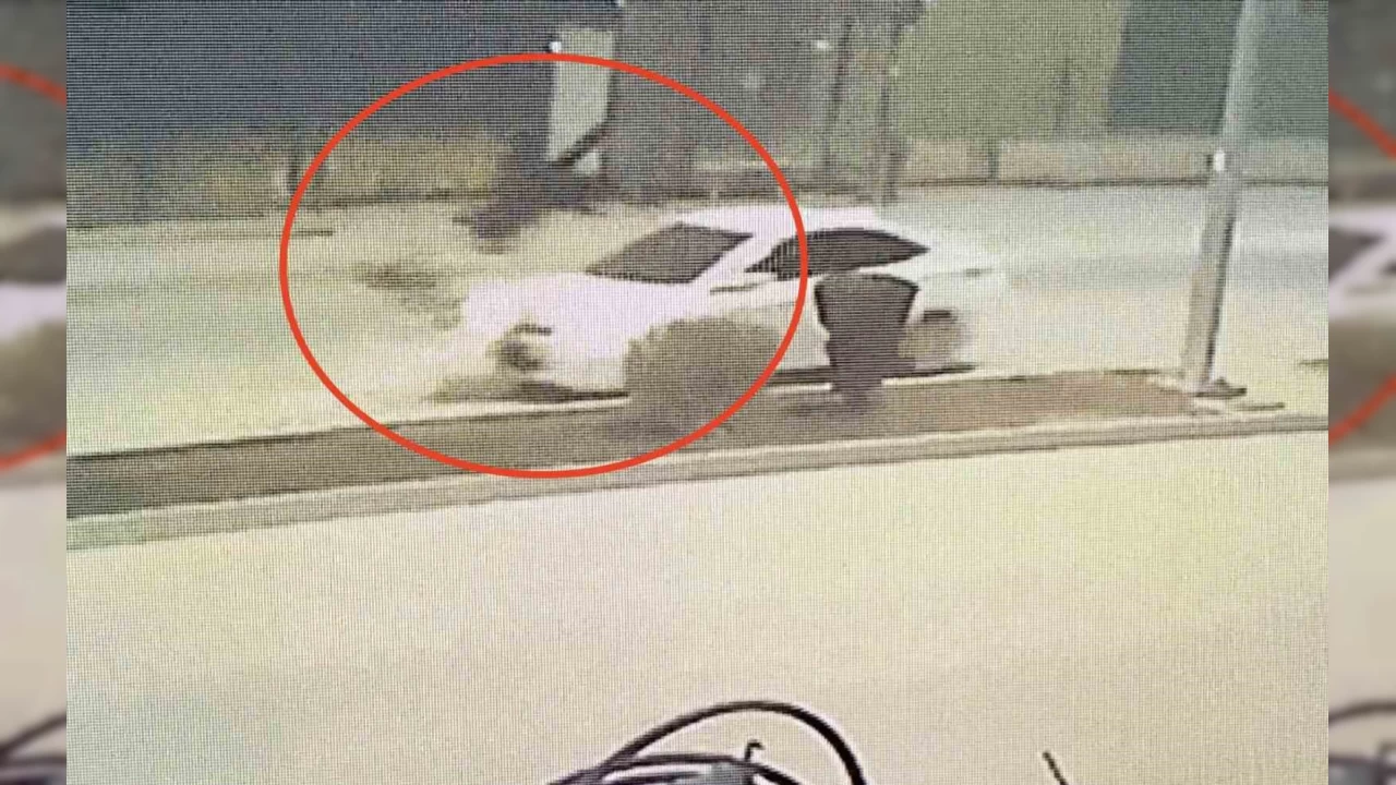 Otomobilin �arpt��� kad�n ya�am m�cadelesine yenik d��t�