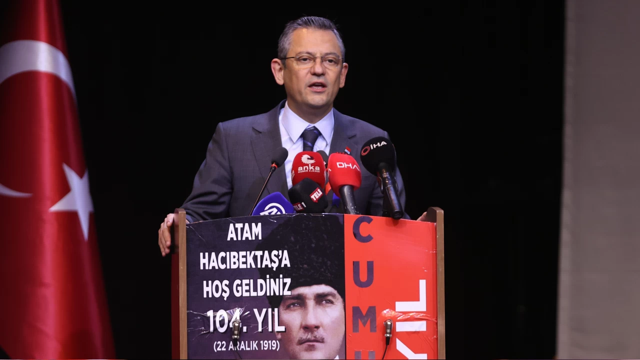 Özgür Özel'den Alevilik ve din eğitimi açıklaması