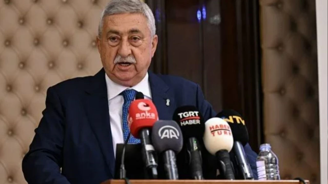 �Perakende yasas� bir ana �nce ��kmal��