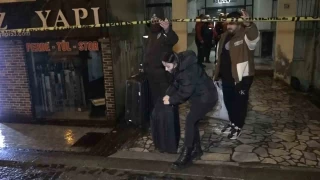 Rize'de frtnadan dolay sallanan bina tahliye edildi