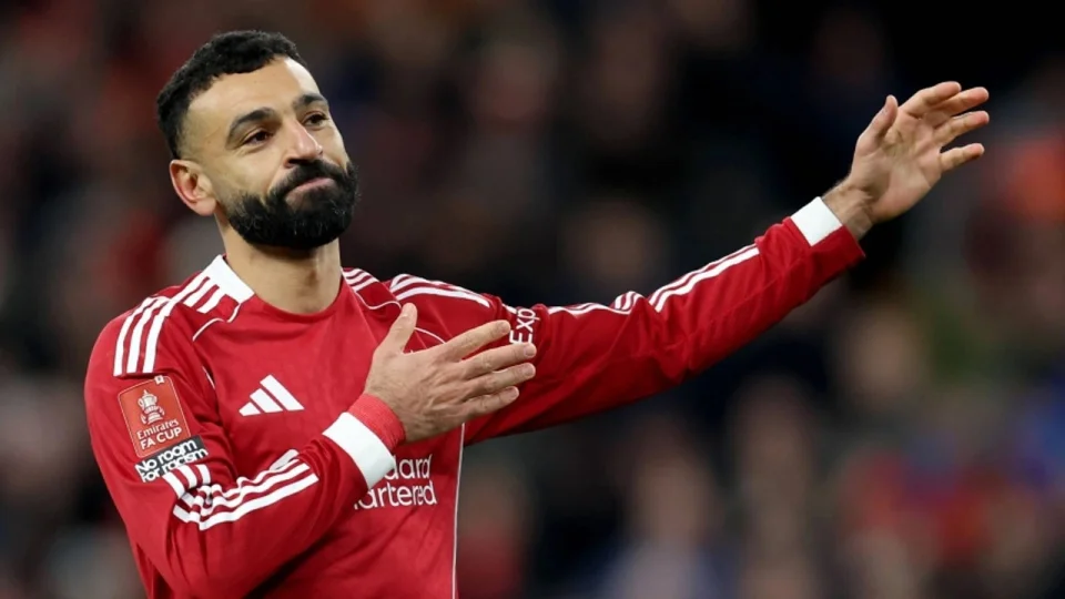 Salah'ta kritik viraj