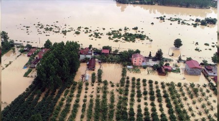 Samsun'u sel aldı
