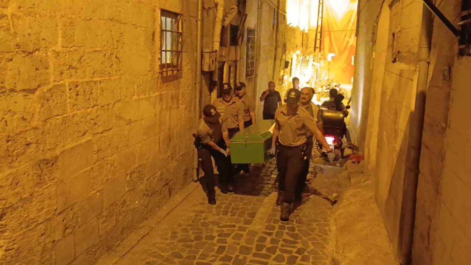 �anl�urfa'da 70 ya��ndaki adam evinde katledildi