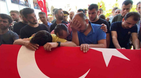 Şehit Teğmen son yolculuğuna uğurlandı