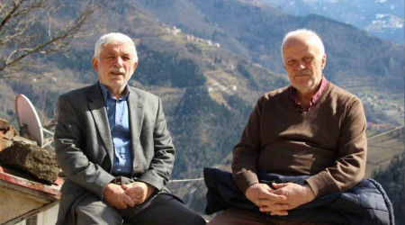 Sel ve heyelanla gittiler, depremle döndüler