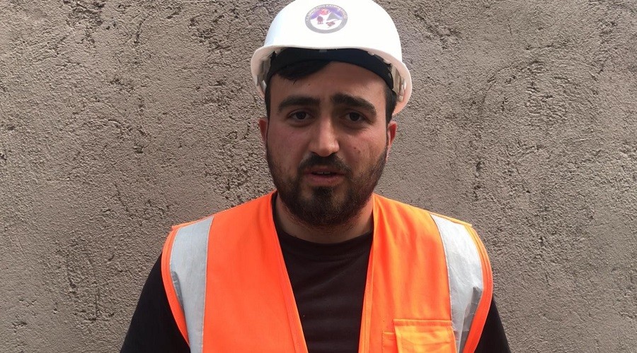 ‘Selamünaleyküm’ deyip yanımızdan geçesi var ayının