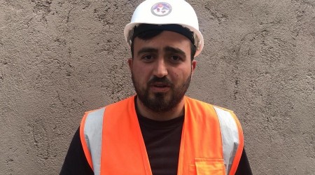 ‘Selamünaleyküm’ deyip yanımızdan geçesi var ayının