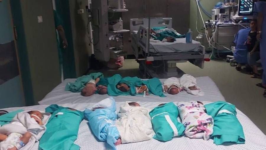 Şifa Hastanesi'nde hizmetlerin durması nedeniyle 6'sı prematüre bebek 20 kişi öldü