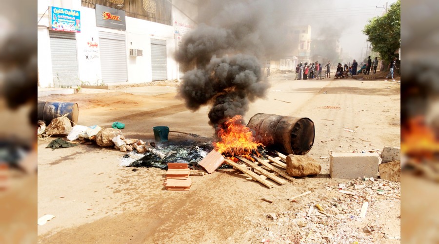 Sudan'da muhalefet pes etmiyor