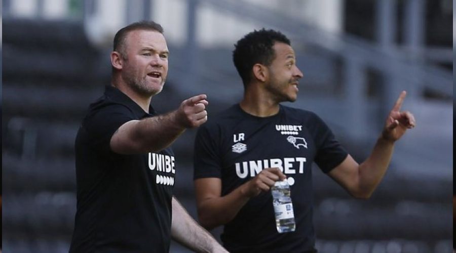 Rooney oyuncusunu sakatlad�