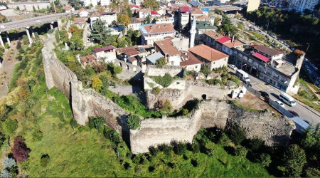 Trabzon'da heyecanlandıran arkeolojik kazı