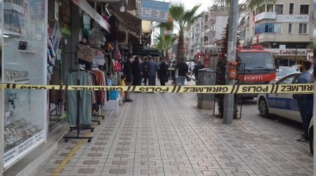 Turgutlu'da binalarda çatlaklar oluştu