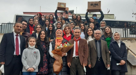 Üniversite öğrencileri ilkokula kütüphane kurdu