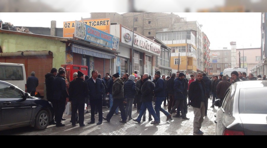 Van’da bıçaklı kavga: 6 yaralı