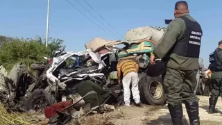 Venezuela'da tiner yüklü kamyonun yol açtığı zincirleme kazada 18 kişi öldü