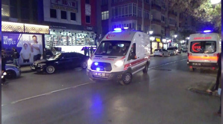 Yabancı uyruklu gençlerin bıçaklı kavgası