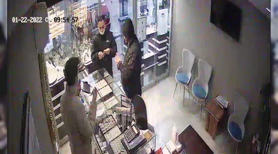 10 bin liralık sahte altını kuyumcuya satmaya çalıştı
