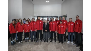 9. Ulusal Antarktika Bilim Seferi ekibi Trkiye'ye dnd