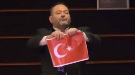 AB'den Türkiye karşıtlığına prim