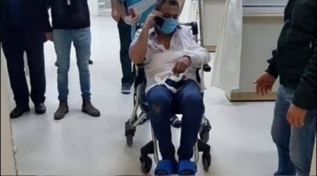 Ağaçtan düşen belediye başkanı hastanelik oldu
