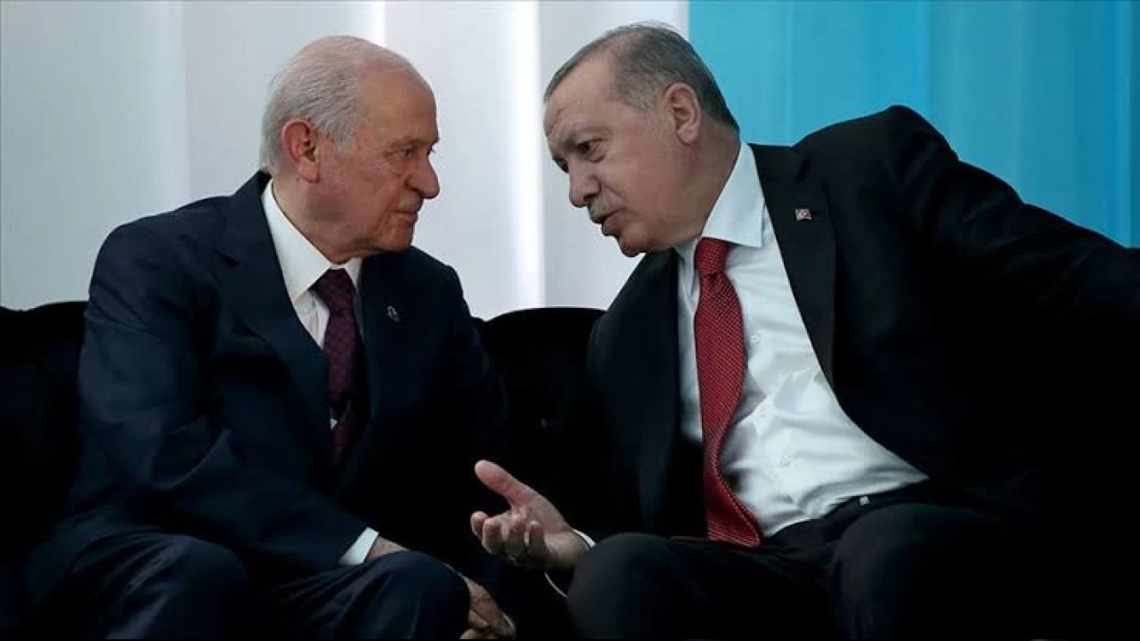 AKP'den 'Cumhur ttifak' aklamas 