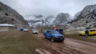 Aladağlar'da kar kütlesi altında kalan dağcı hayatını kaybetti