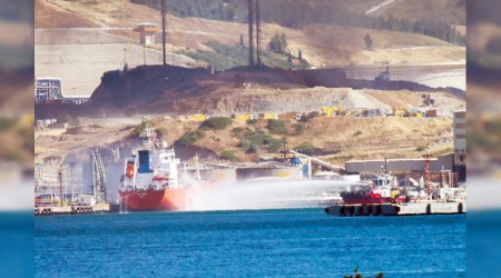 Aliağa'daki gemi yangını can aldı