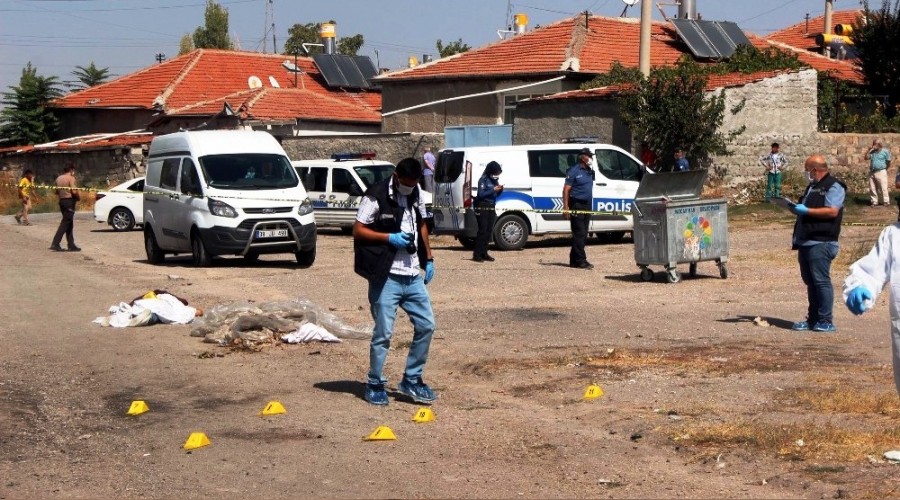 Amca �ocuklar�ndan kanl� infaz