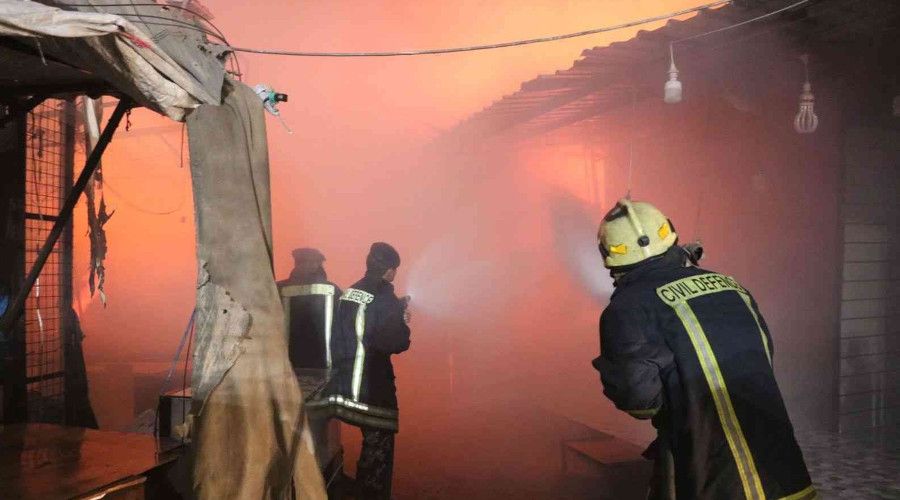 Amman'�n en b�y�k �ar��s�nda korkutan yang�n