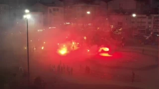 Arnavutköy taraftar grubu ARBEDE yangın çıkardı