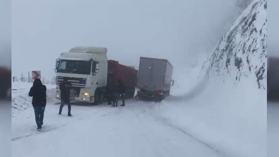  Artvin-Ardahan yolu ulama kapand