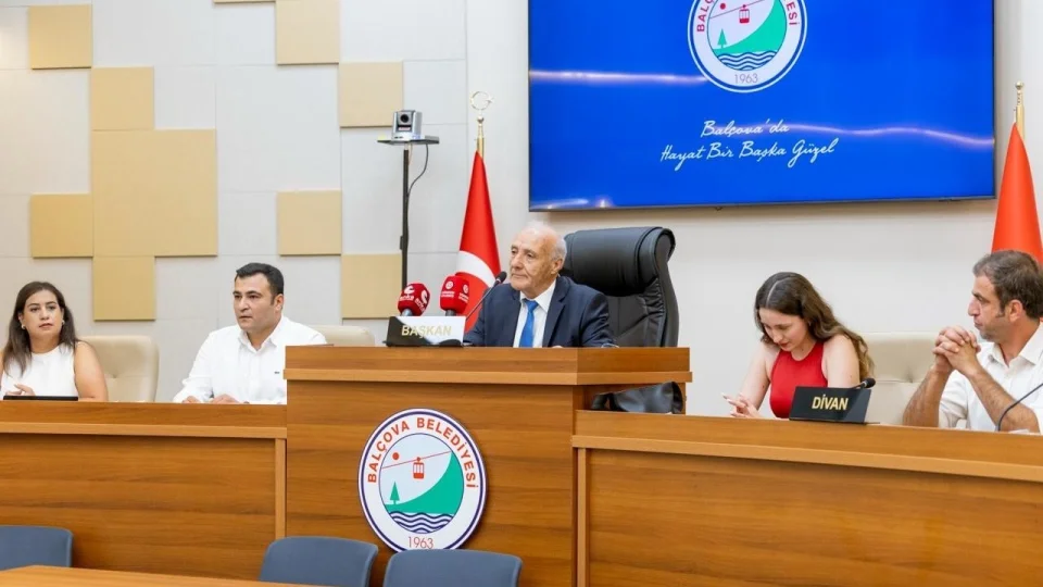 Bal�ova Belediye Ba�kan Vekilli�ine CHP'li aday se�ildi