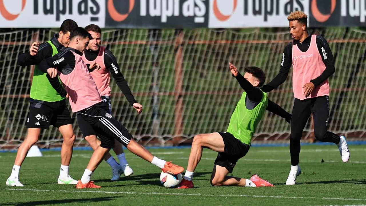 Beşiktaş, Galatasaray maçı hazırlıklarına başladı