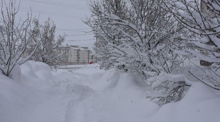 Bitlis'te 130 köy yolu ulaşıma kapandı