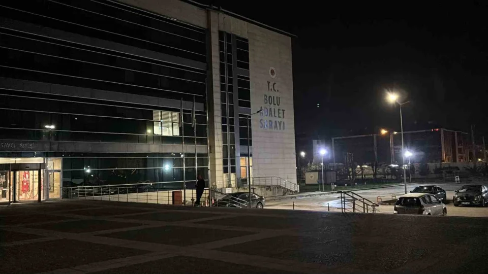 Bolu Belediyesi'nde yürütülen soruşturmada gözaltına alınan 3 kişi serbest bırakıldı