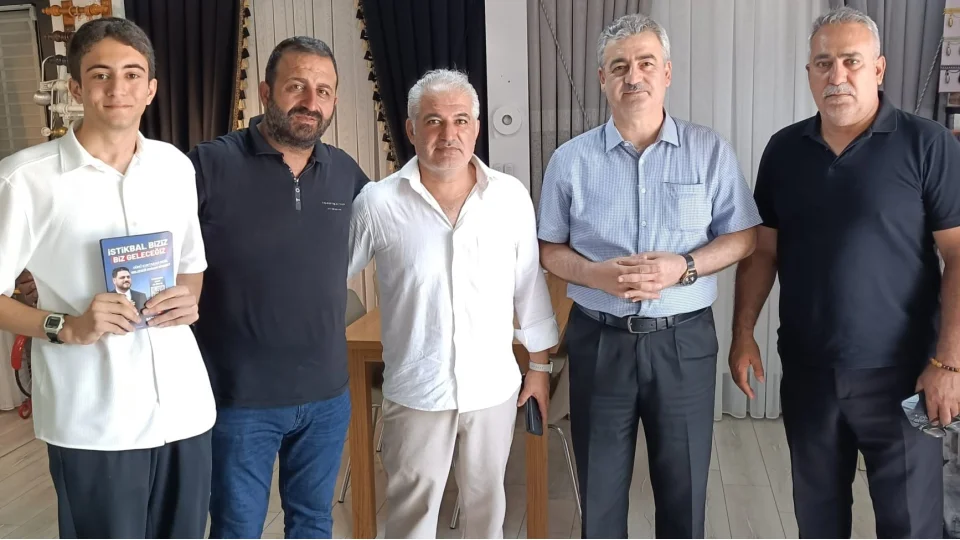 BTP Adana’dan Ceyhan çıkarması: Esnaf ve vatandaşla bir araya gelindi