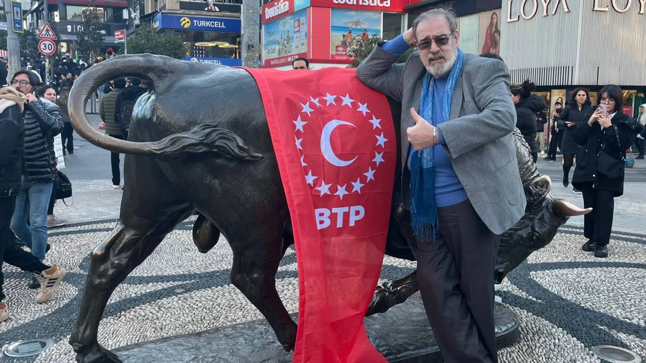 BTP'nin bayra�� 'Bo�a'n�n s�rt�nda!