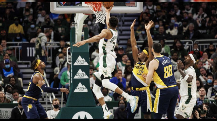 Bucks yıldızının 50 sayısı ile kazandı