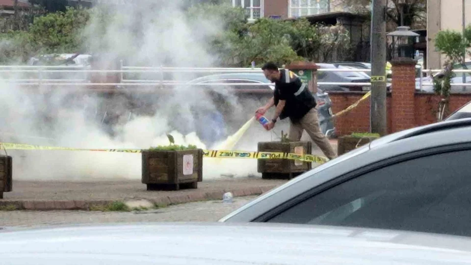 �evre �ehircilik M�d�rl��� �n�nde bomba pani�i