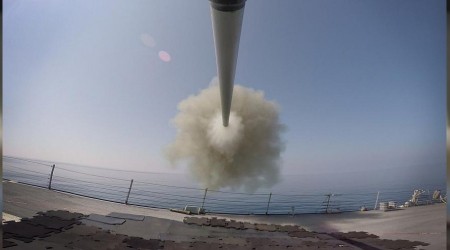 Çin dünyanın en güçlü deniz silahını denedi