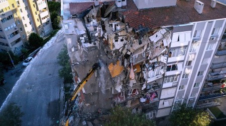 Depremle ilgili 9 kişi adliyeye sevk edildi