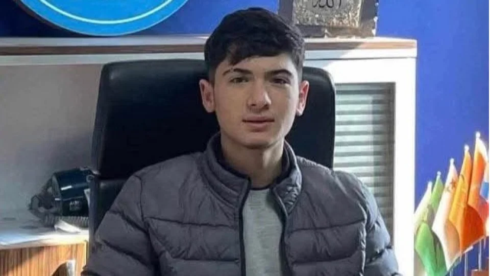 Devlet korumas�nda idi... K�pekten ka�arken can�ndan oldu