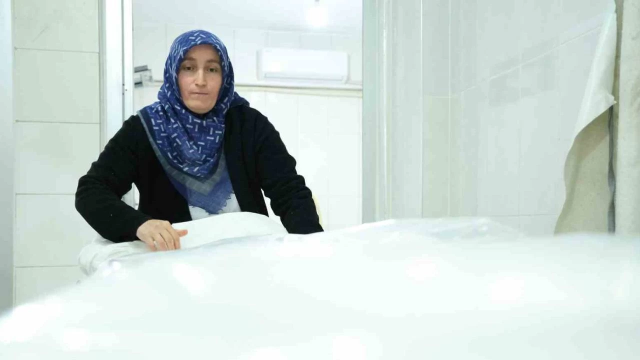 Diyarbakır'da görevli kadın gassal: Depremde bütün bir aileyi almak bizi çok etkiliyordu