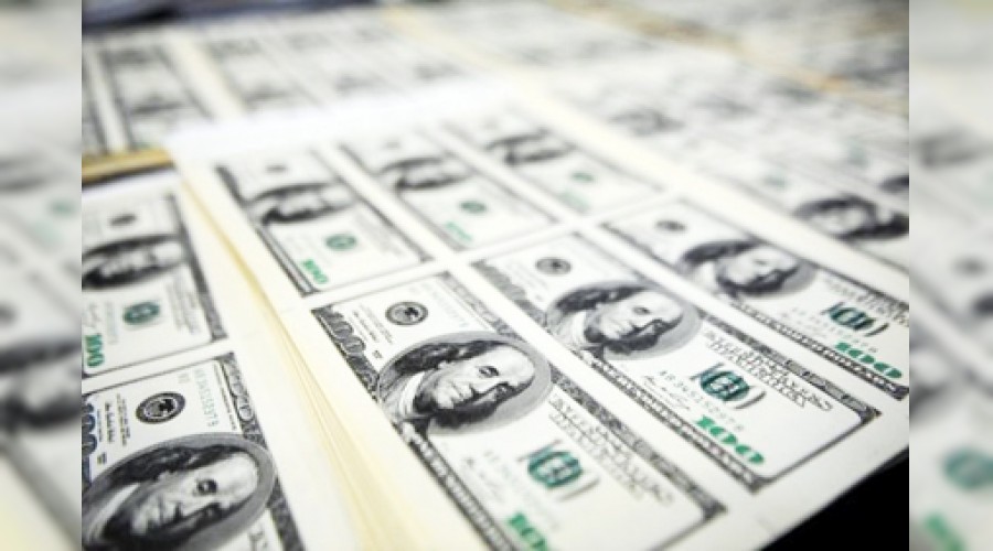 Dolar 5.50'nin alt�na geriledi