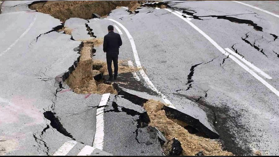 Dzce'de yol kt... Mteahhidi aklanmad