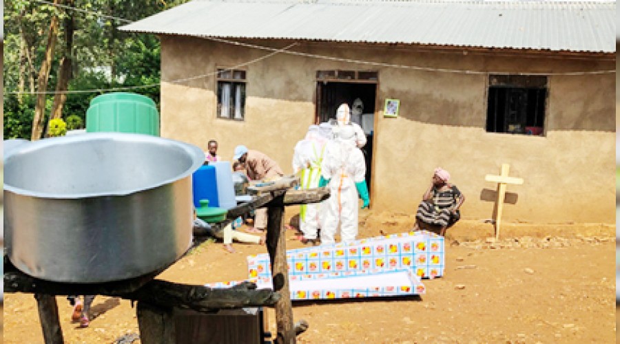 Ebola bir ülkede 1400 can aldı
